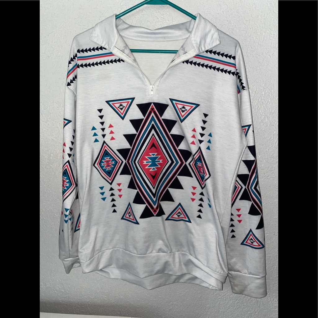 Smedium Pull Over